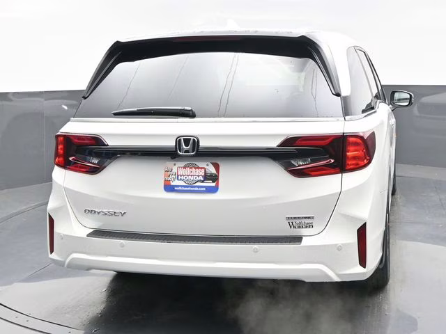 2026 Platinum White Pearl Honda Odyssey Touring FWD Van