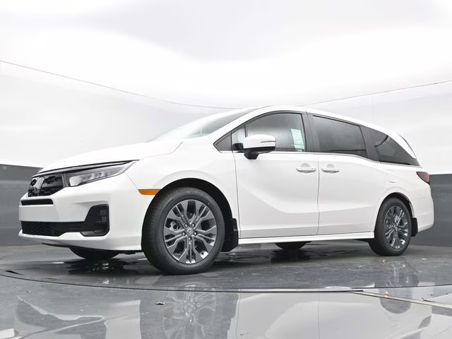 2026 Platinum White Pearl Honda Odyssey Touring FWD Van