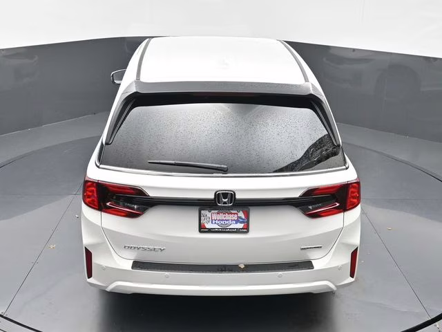 2026 Platinum White Pearl Honda Odyssey Touring FWD Van