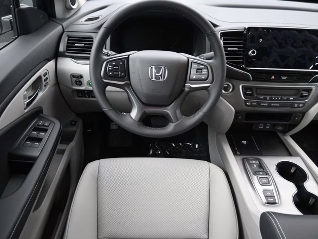 2026 Platinum White Pearl Honda Ridgeline RTL AWD Truck