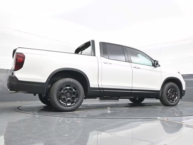 2026 Platinum White Pearl Honda Ridgeline TrailSport+ AWD Truck