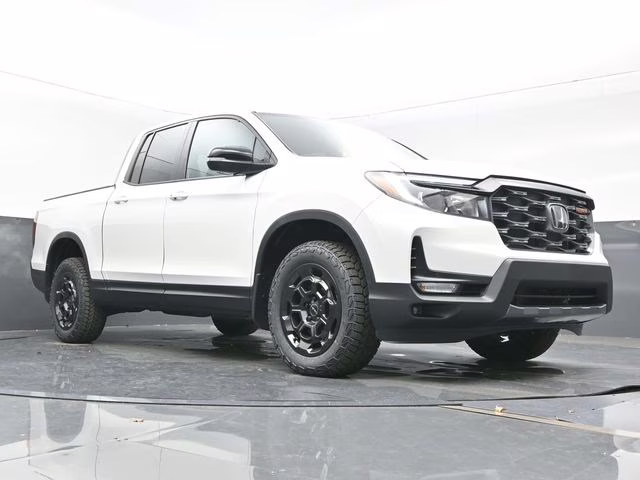 2026 Platinum White Pearl Honda Ridgeline TrailSport+ AWD Truck