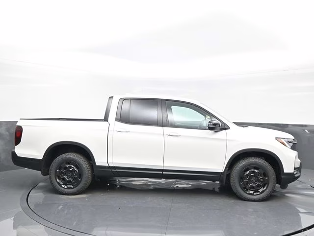 2026 Platinum White Pearl Honda Ridgeline TrailSport+ AWD Truck