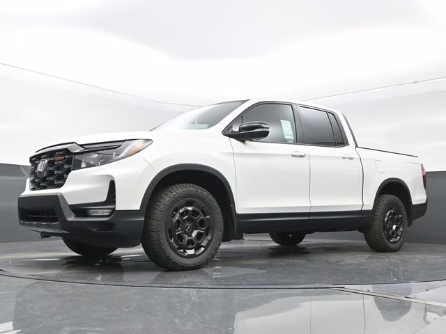 2026 Platinum White Pearl Honda Ridgeline TrailSport+ AWD Truck