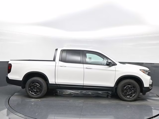 2026 Platinum White Pearl Honda Ridgeline TrailSport+ AWD Truck