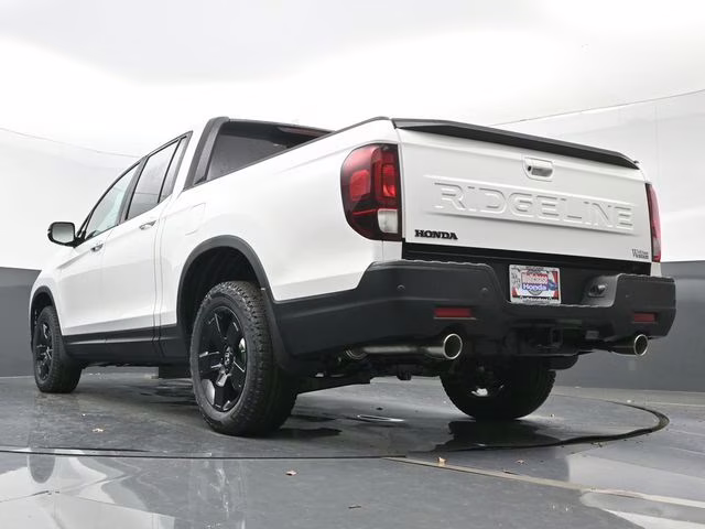 2026 Platinum White Pearl Honda Ridgeline Black Edition AWD Truck