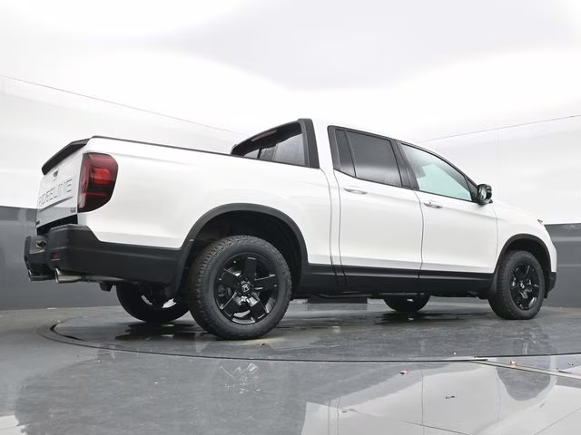 2026 Platinum White Pearl Honda Ridgeline Black Edition AWD Truck