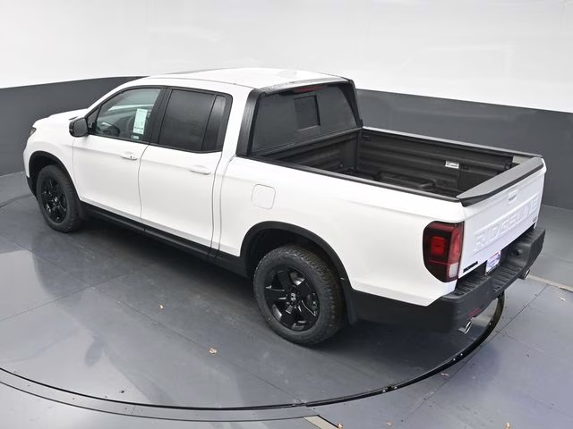 2026 Platinum White Pearl Honda Ridgeline Black Edition AWD Truck