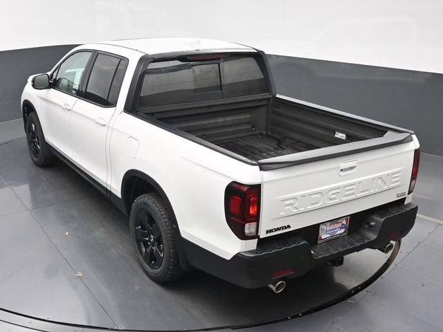 2026 Platinum White Pearl Honda Ridgeline Black Edition AWD Truck