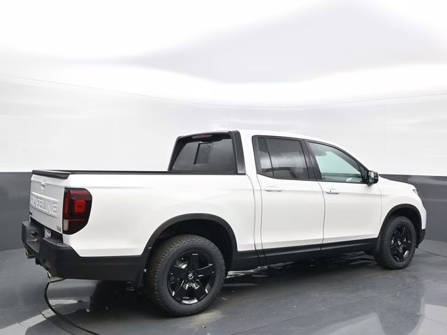 2026 Platinum White Pearl Honda Ridgeline Black Edition AWD Truck