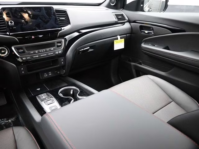 2026 Crystal Black Pearl Honda Ridgeline Black Edition AWD Truck