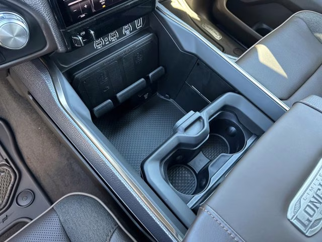 2025 Diamond Black Crystal Pearlcoat Ram 1500 Longhorn 4X4 Truck