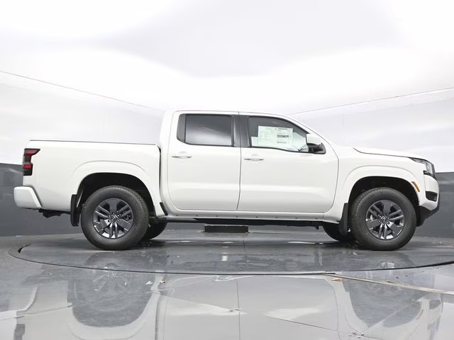 2026 Glacier White Nissan Frontier SV 4X4 Truck