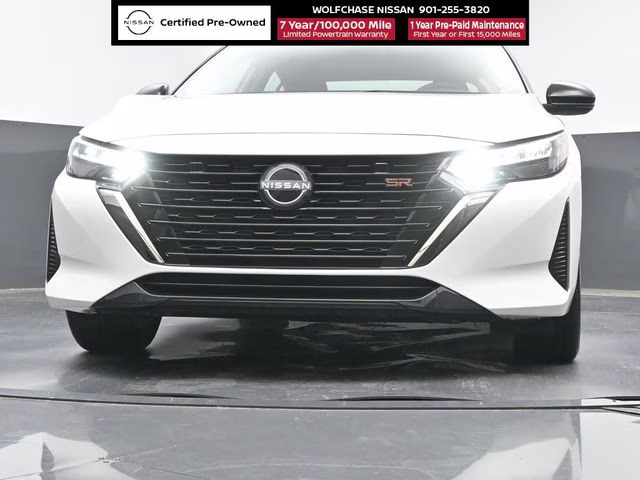 2025 Aspen White/Super Black Nissan Sentra SR FWD Sedan