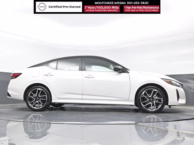 2025 Aspen White/Super Black Nissan Sentra SR FWD Sedan