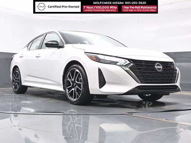 2025 Aspen White/Super Black Nissan Sentra SR FWD Sedan