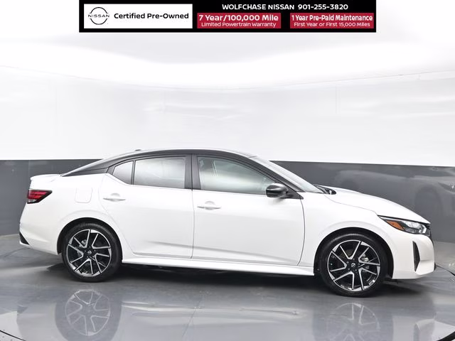 2025 Aspen White/Super Black Nissan Sentra SR FWD Sedan