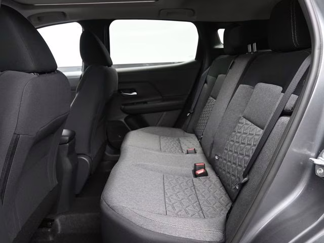 2026 Gun Metallic/Super Black Nissan Kicks SV FWD SUV