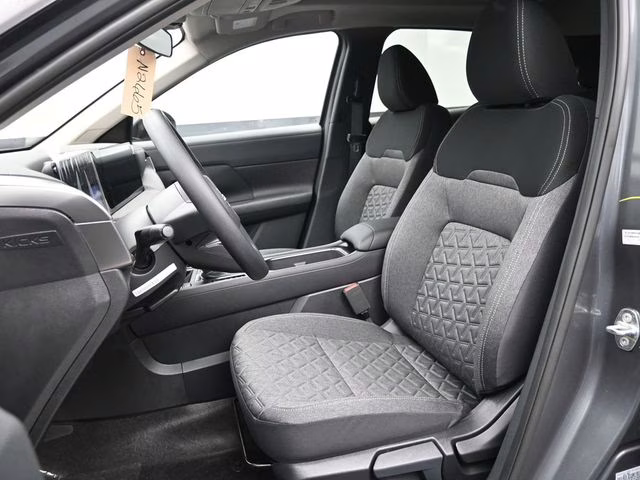 2026 Gun Metallic/Super Black Nissan Kicks SV FWD SUV