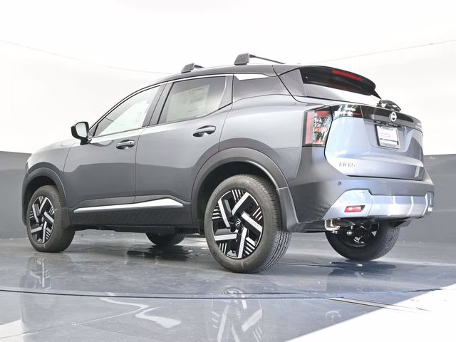 2026 Gun Metallic/Super Black Nissan Kicks SV FWD SUV