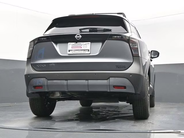 2026 Gun Metallic/Super Black Nissan Kicks SV FWD SUV
