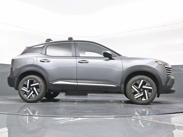 2026 Gun Metallic/Super Black Nissan Kicks SV FWD SUV