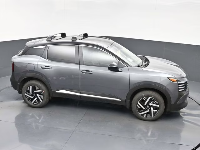 2026 Gun Metallic/Super Black Nissan Kicks SV FWD SUV