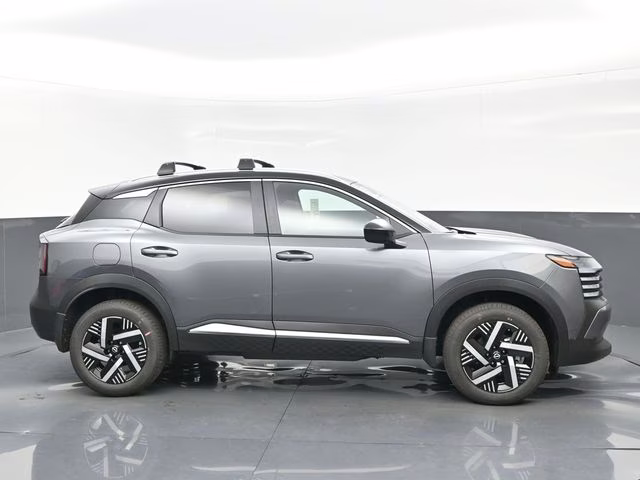 2026 Gun Metallic/Super Black Nissan Kicks SV FWD SUV