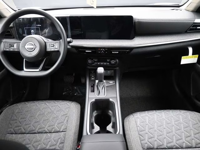 2026 Gun Metallic/Super Black Nissan Kicks SV FWD SUV