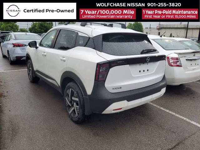 2026 Aspen White Tricoat Nissan Kicks SV FWD SUV