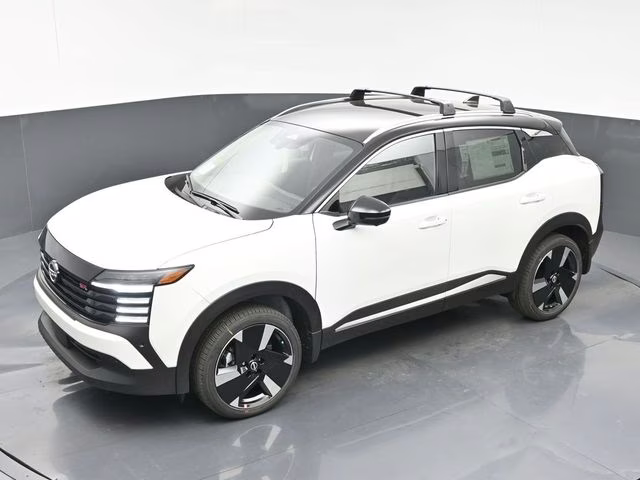 2026 Aspen White/Super Black Nissan Kicks SR FWD SUV