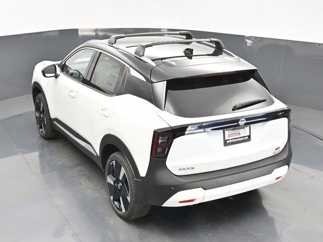 2026 Aspen White/Super Black Nissan Kicks SR FWD SUV