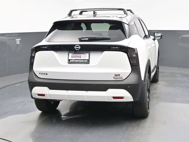 2026 Aspen White/Super Black Nissan Kicks SR FWD SUV