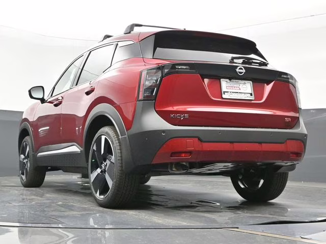 2026 Scarlet Ember Tintcoat Nissan Kicks SR FWD SUV
