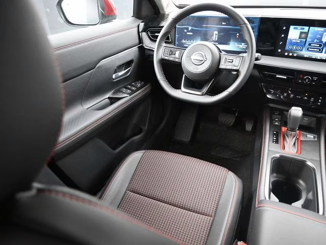 2026 Gun Metallic/Scarlet Ember Tintcoat Nissan Kicks SR FWD SUV