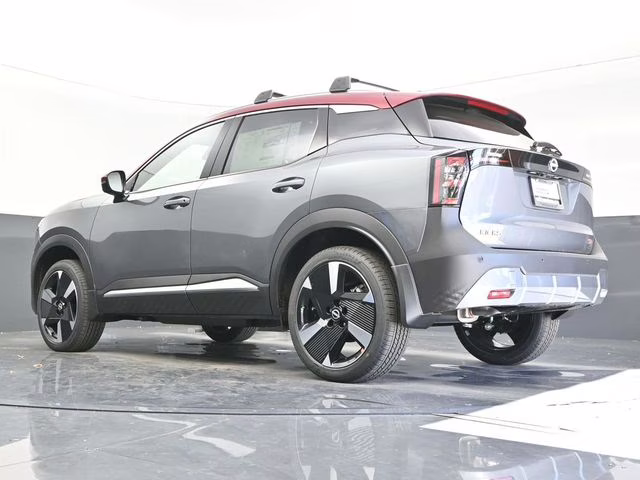 2026 Gun Metallic/Scarlet Ember Tintcoat Nissan Kicks SR FWD SUV