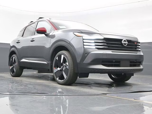 2026 Gun Metallic/Scarlet Ember Tintcoat Nissan Kicks SR FWD SUV