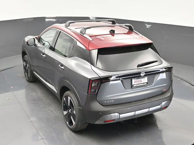 2026 Gun Metallic/Scarlet Ember Tintcoat Nissan Kicks SR FWD SUV