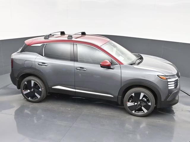 2026 Gun Metallic/Scarlet Ember Tintcoat Nissan Kicks SR FWD SUV