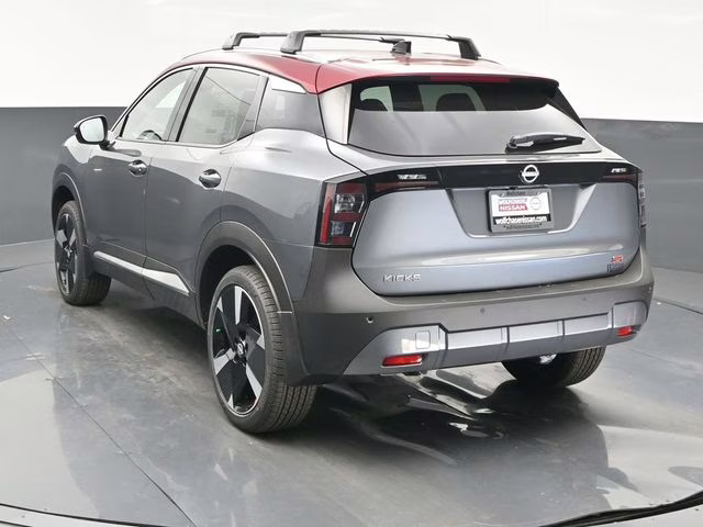 2026 Gun Metallic/Scarlet Ember Tintcoat Nissan Kicks SR FWD SUV