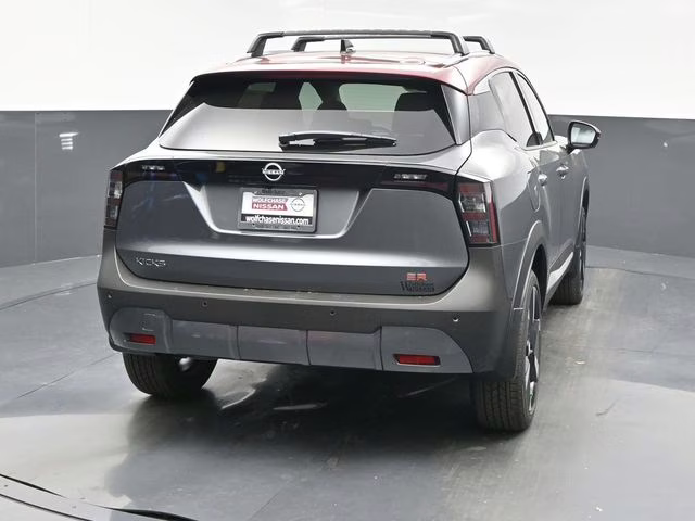 2026 Gun Metallic/Scarlet Ember Tintcoat Nissan Kicks SR FWD SUV
