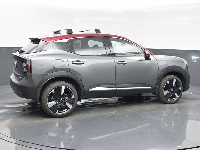 2026 Gun Metallic/Scarlet Ember Tintcoat Nissan Kicks SR FWD SUV