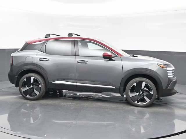 2026 Gun Metallic/Scarlet Ember Tintcoat Nissan Kicks SR FWD SUV