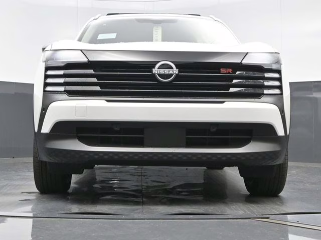 2026 Aspen White Tricoat Nissan Kicks SR FWD SUV