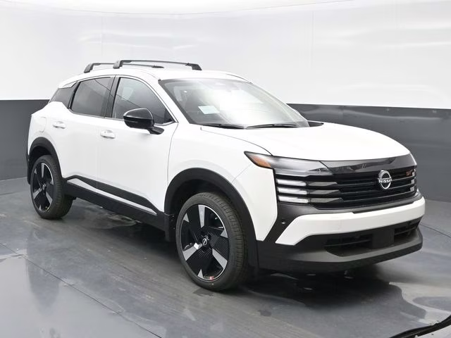 2026 Aspen White Tricoat Nissan Kicks SR FWD SUV