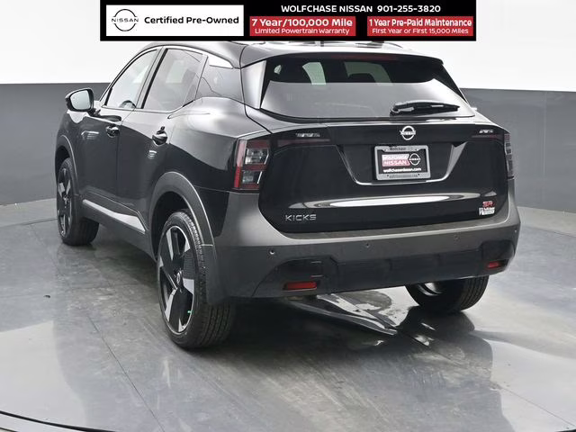 2026 Super Black Nissan Kicks SR FWD SUV
