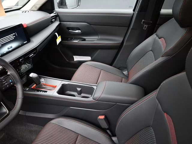 2026 Canyon Bronze Metallic Nissan Kicks SR FWD SUV