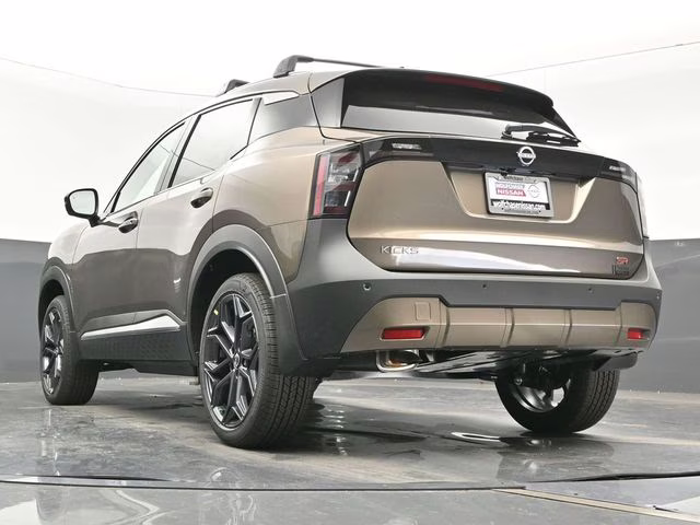 2026 Canyon Bronze Metallic Nissan Kicks SR FWD SUV