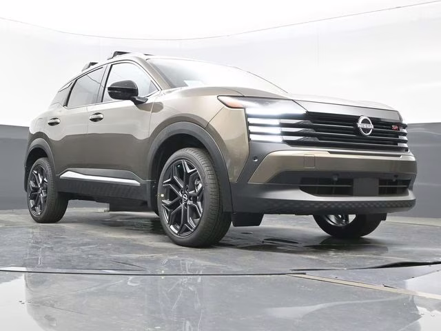 2026 Canyon Bronze Metallic Nissan Kicks SR FWD SUV