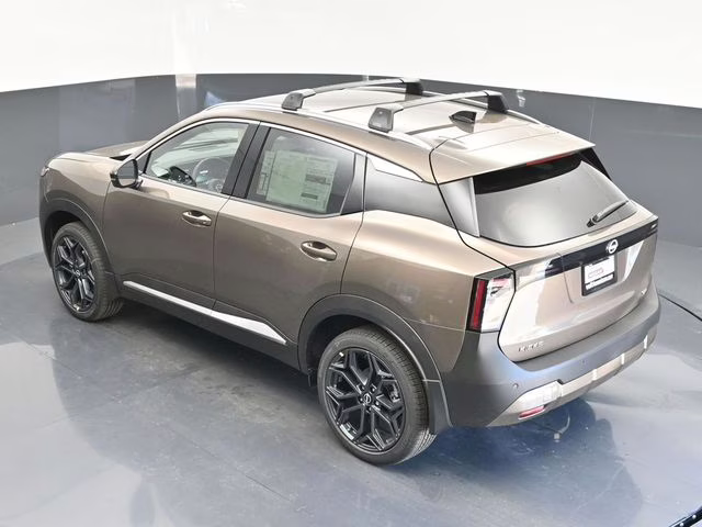 2026 Canyon Bronze Metallic Nissan Kicks SR FWD SUV